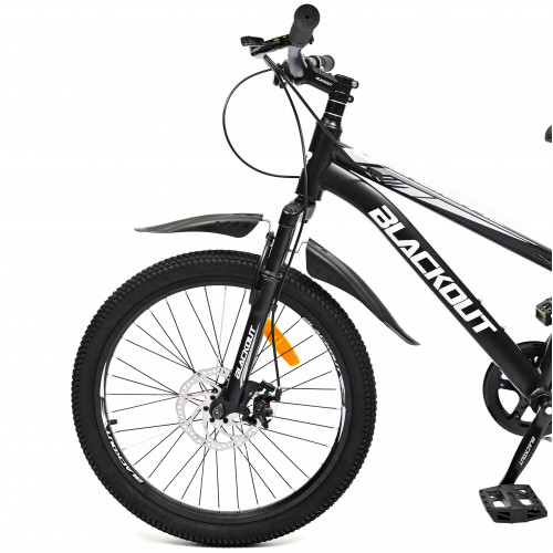 Горный велосипед 22" BLACKOUT,  скоростной, дисковые  тормоза, 22", SHIMANO,  2023, чёрно-белый