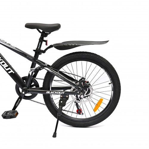 Горный велосипед 22" BLACKOUT,  скоростной, дисковые  тормоза, 22", SHIMANO,  2023, чёрно-белый